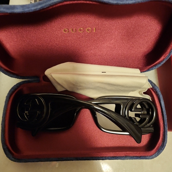 TRADE - Picture 7 of 8